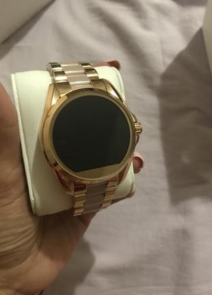 Смарт часы michael kors3 фото