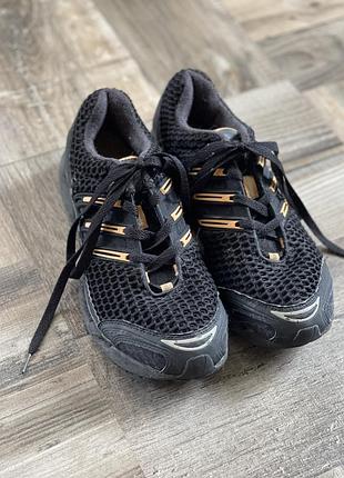Кроссовки adidas, оригинал, дышащие р 38