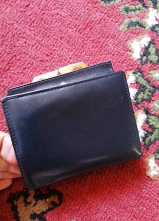 Кожаный кошелёк