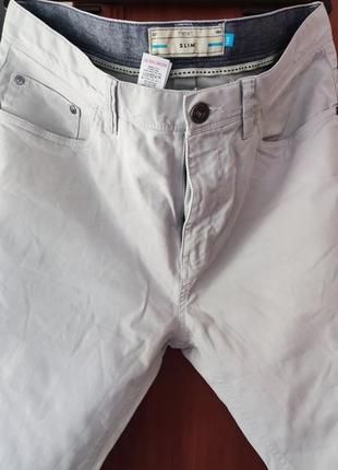 Джинсы летние next
