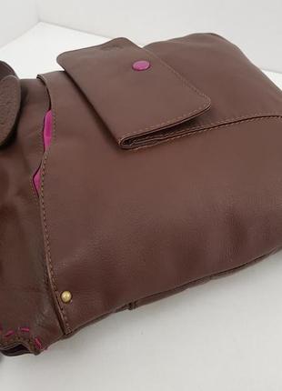 Стильная кожаная сумка crossbody красивого шоколадного цвета5 фото