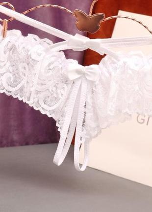 Еротичні трусики білі жіночі з розрізом і бантиками - розмір універсальний (на резинці)