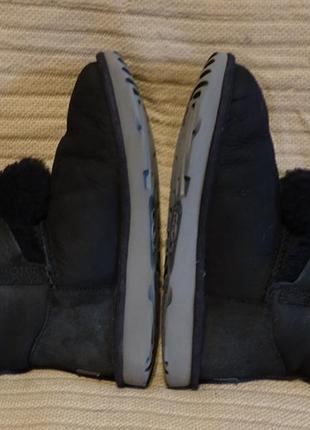 Дуже теплі фірмові зимові чобітки-уггі чорного кольору ugg australia 34 р.5 фото