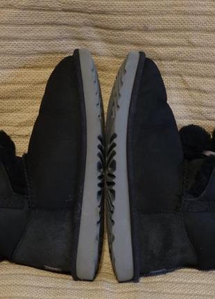 Дуже теплі фірмові зимові чобітки-уггі чорного кольору ugg australia 34 р.6 фото