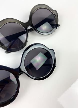 Жіночі сонцезахисні окуляри2 фото