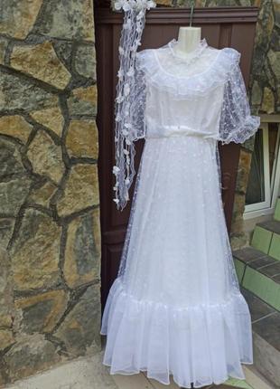 Платье свадебное винтаж. фата1 фото