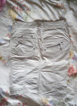 Стильная бежевая юбка colin's 26 размер s slim fit коттон с карманами нюдовая