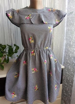 Сукня з вишивкою для дівчинки6 фото