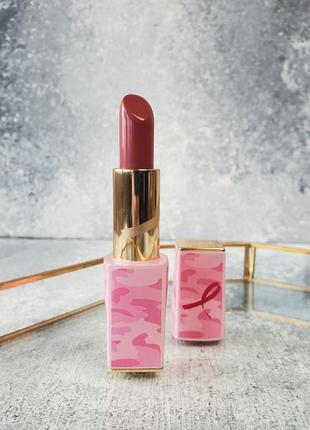 Помада для губ estee lauder pure color envy sculpting lipstick в унікальному дизайні 420 rebellious rose 3.5g
