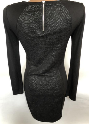 Чорна базова сукня футляр зі вставкою анімалістичного принту divided h&m облегающее мини платье принт леопард5 фото