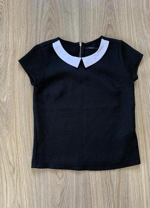 Женская футболка блуза с воротником из фактурной ткани