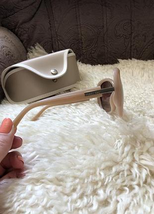 Новые солнцезащитные очки mary kay