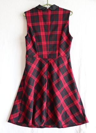Яркое классическое клетчатое в клетку платье размер м f&f красно-черное4 фото