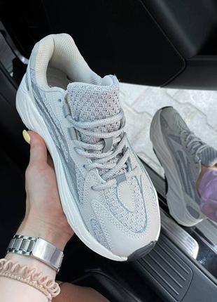 Кроссовки adidas
yeezy boost 700 v2 static7 фото