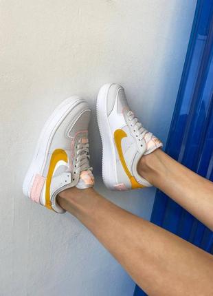 Кроссовки nike air force 1 shadow “light grey / yellow”7 фото