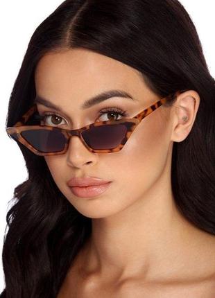Модні сонцезахисні окуляри леопардові вузькі окуляри очки 7008