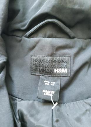 Жіноча класична демісезонна куртка h&m з накладними кишенями3 фото