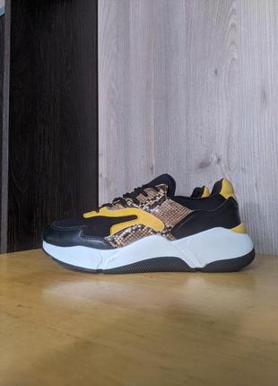 Claudia ghizzani - італійські брендові кросівки