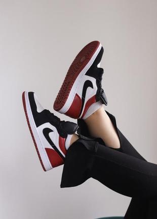 Nike air jordan 1 low white/black/red жіночі кросівки найк аір форс5 фото