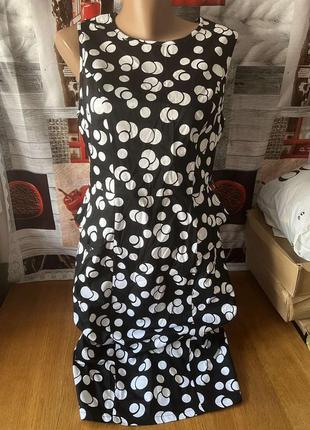 ​стильне літнє  плаття рівного крою із невеликою баскою 48 розміру