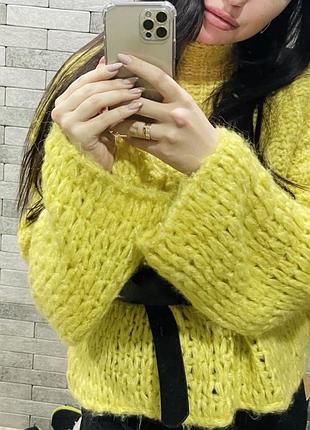 В'язаний светр