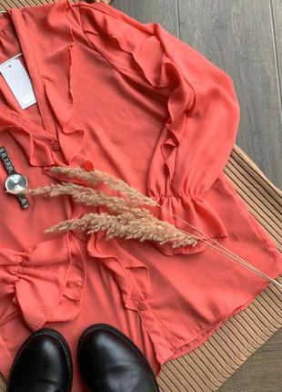 Шикарна блуза з рюшами трендова f&f zara mango h&m4 фото