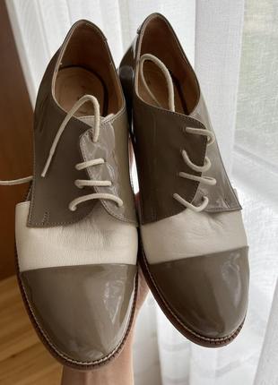 Туфлі на шнурівку, туреччина trinetta