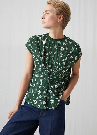 Блуза жіноча arket sleeveless floral top green3 фото
