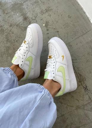 Жіночі кросівки nike air force ms lime light.5 фото