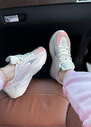 Adidas yeezy boost 700 v2 static pink жіночі круті кросівки адідас ізі рожеві кремові жіночі кремові рожеві кросівки izi1 фото