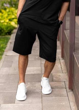 Чоловічі чорні оверсайз шорти closer