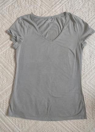 Базова футболка