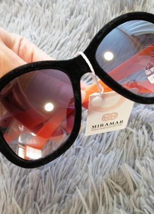 Сонцезахисні окуляри різні кольори різні моделі       солнцезащитные очки разные цвета разные модели2 фото