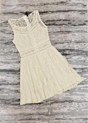 Divided бренд платье белое кружевное без рукавов цвет шампанского мини на спинке застёжка женское 422 фото