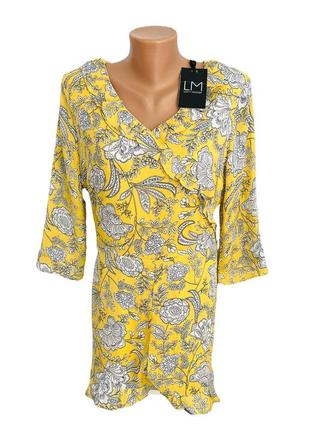 Новий комбінезон шортиками з рюшами на запах