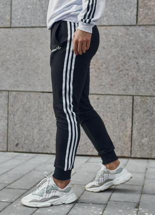 Спортивні штани, спортивки adidas