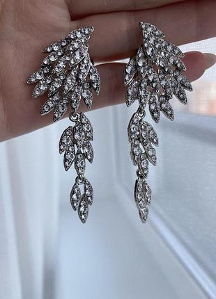 Серёжки (клипсы) крылья с камнями