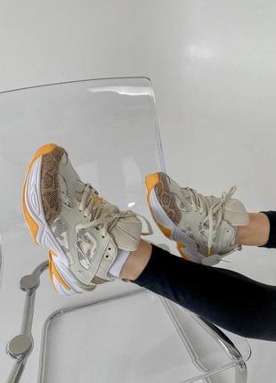 Nike m2k tekno beige white orange snakeskin  женские кроссовки найк м2к текно