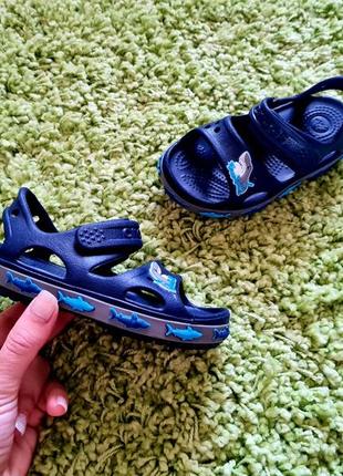 Босоніжки crocs, сандалі crocs