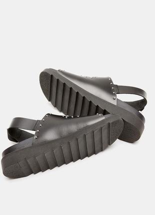 Шкіряні босоніжки сандалі bata розмір 397 фото
