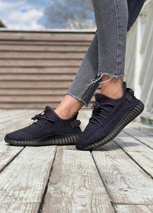 Жіночі кросівки adidas yeezy 350 v2 black шнурки рефлектив