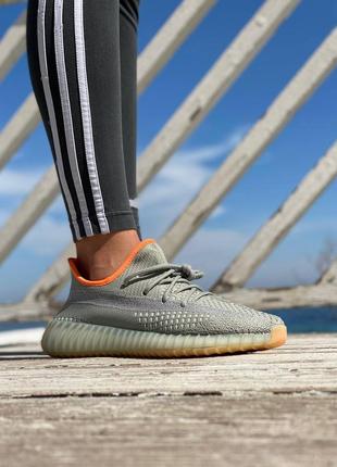 Жіночі кросівки adidas yeezy boost 350 v2 desert sage знижка sale