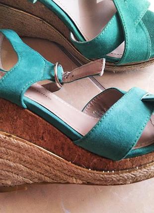 Ярко-зелёные босоножки dorothy perkins