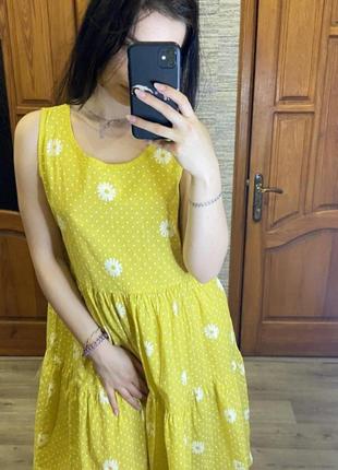 Жовте плаття в квіточку італія3 фото