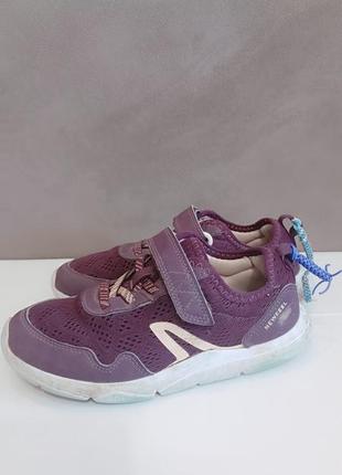 Кросівки decathlon