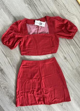 Красный комплект топ и юбка в горошек6 фото