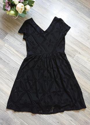 Чорне красиве жіноче плаття з мереживом рішелье розмір 44/46/484 фото