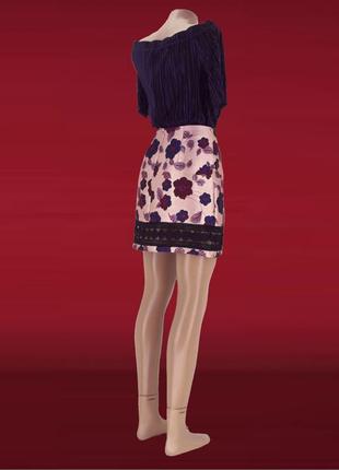 Красивейшая жаккардовая юбка "glamorous" с цветочным принтом. размер s.7 фото
