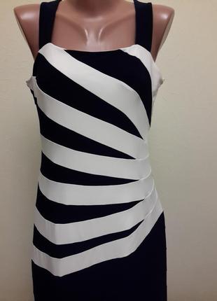 Платье с открытыми плечами трикотаж gina bacconi2 фото