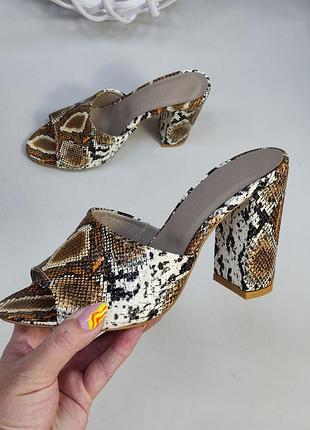 Сабо шльопанці на каблуку